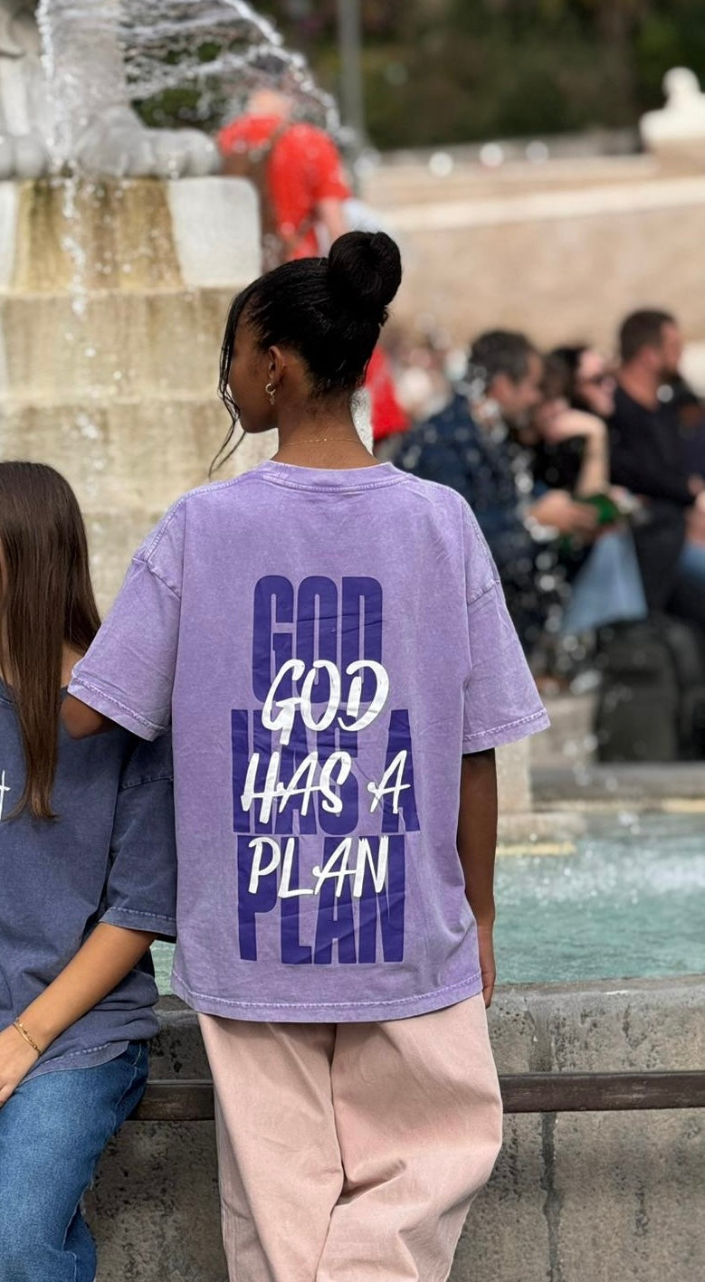 "God has a plan" T-Shirt Light Purple