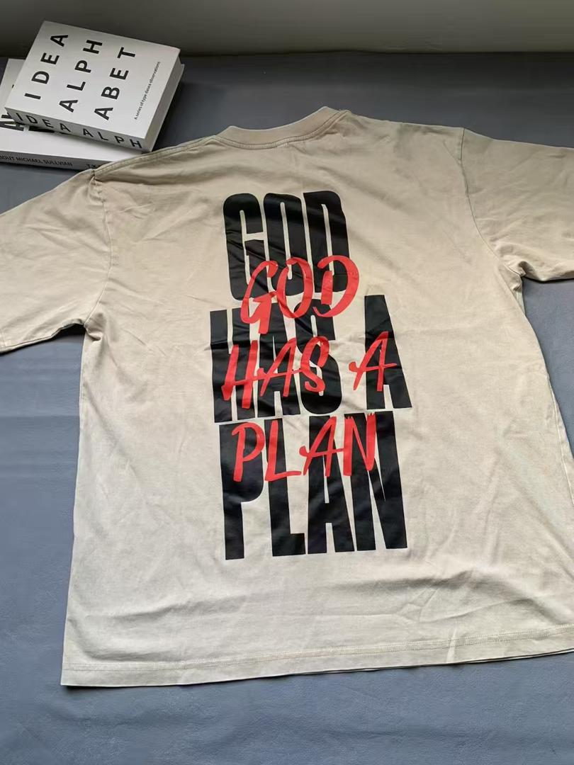 "God has a plan" T-Shirt Cream White